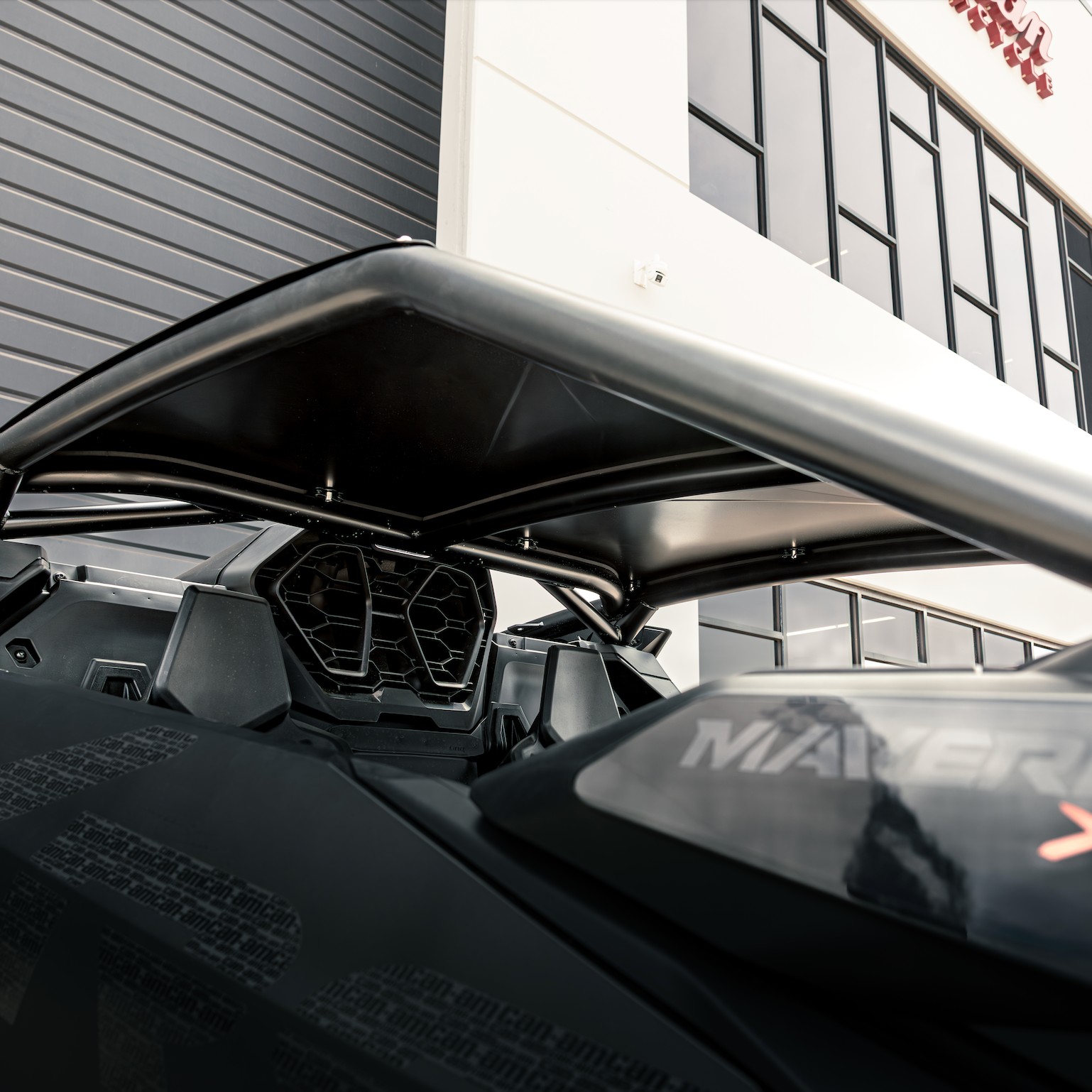 Maverick R 2-Seat "Shorty" Roll Cage
